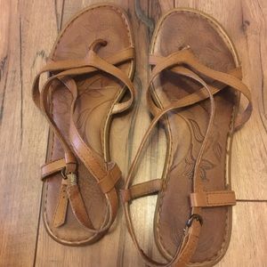 Born sandals in cognac